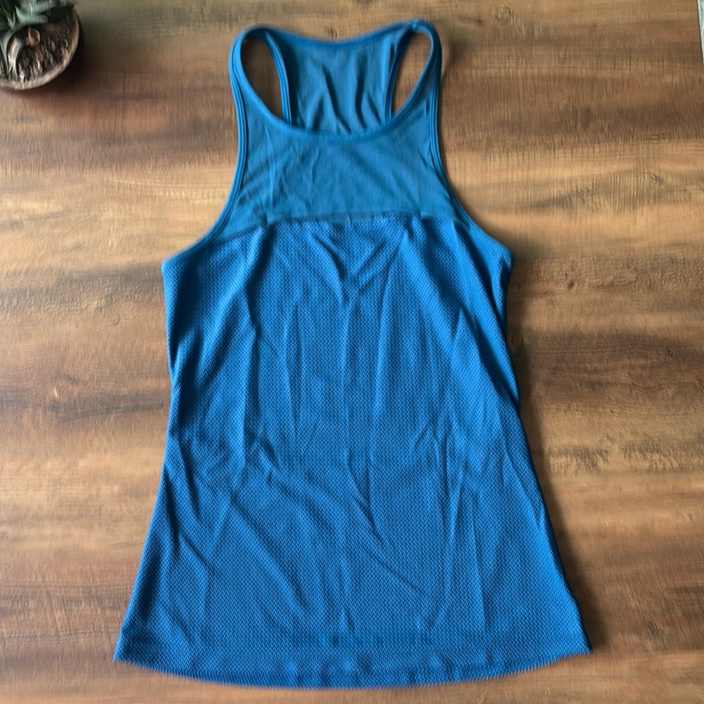 Lorna Jane Cutout Tank Top M